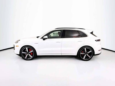 2025 Porsche Cayenne Turbo E-Hybrid
