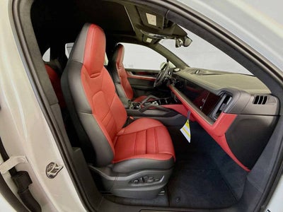 2025 Porsche Cayenne Turbo E-Hybrid