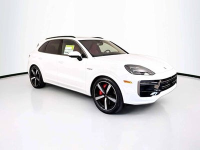 2025 Porsche Cayenne Turbo E-Hybrid