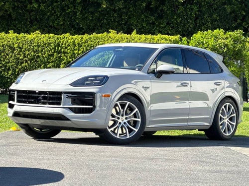 2026 Porsche Cayenne Turbo E-Hybrid