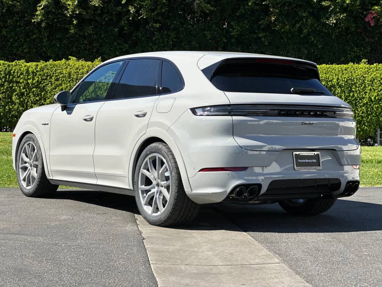 2026 Porsche Cayenne Turbo E-Hybrid