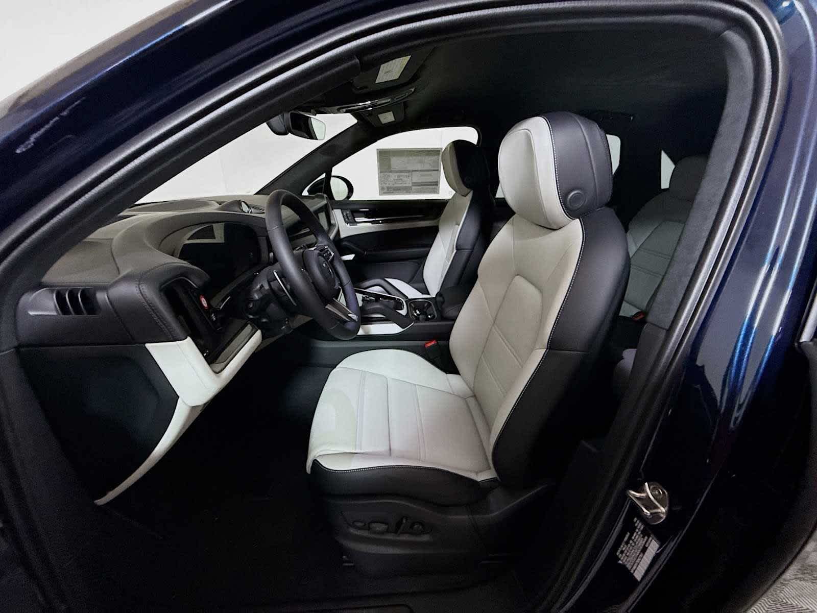 2025 Porsche Cayenne Cayenne Turbo E-Hybrid