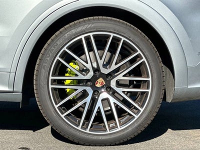 2025 Porsche Cayenne S E-Hybrid