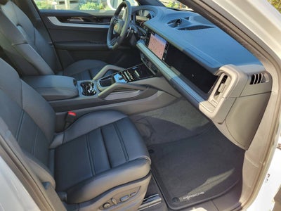 2026 Porsche Cayenne S E-Hybrid