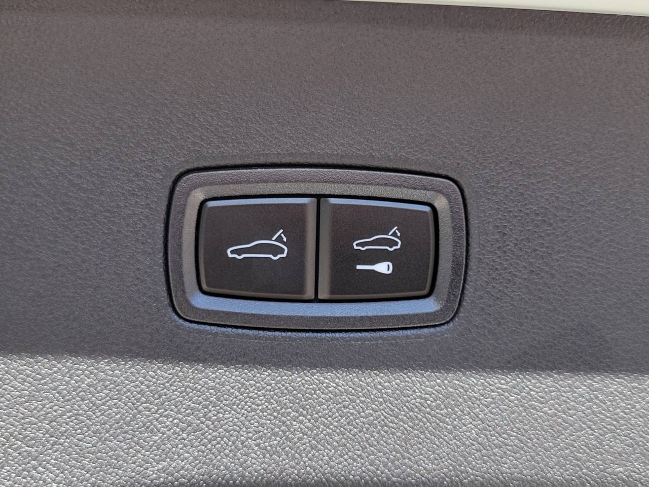 2026 Porsche Cayenne S E-Hybrid