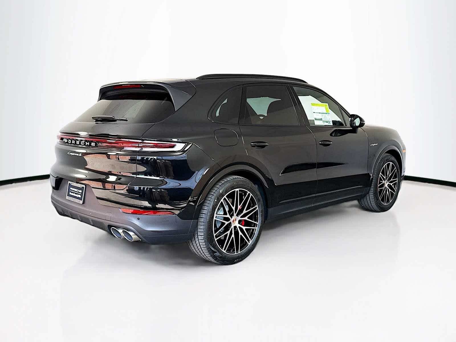 2026 Porsche Cayenne S E-Hybrid