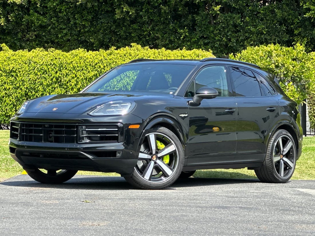 2025 Porsche Cayenne S E-Hybrid