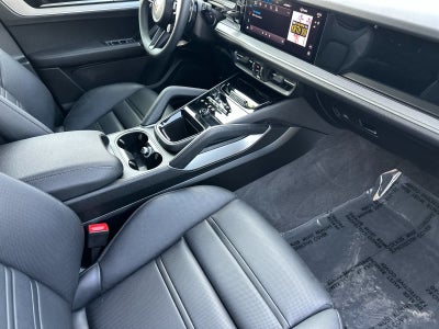 2025 Porsche Cayenne S E-Hybrid