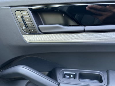 2026 Porsche Cayenne S E-Hybrid