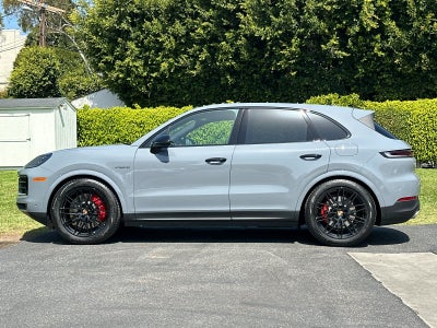 2026 Porsche Cayenne S E-Hybrid