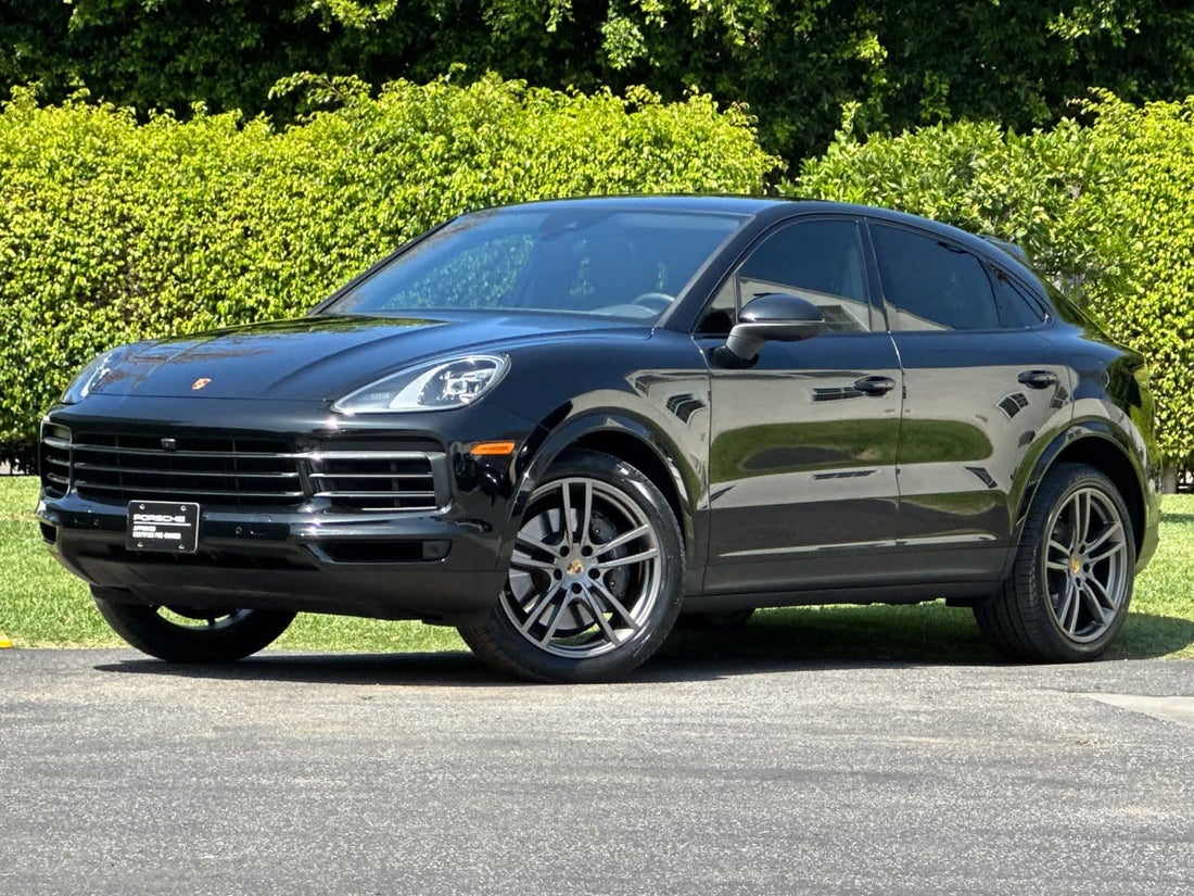 2023 Porsche Cayenne Base