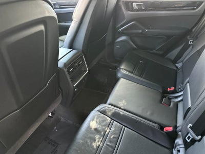 2023 Porsche Cayenne Cayenne Coupe