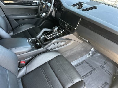 2023 Porsche Cayenne Cayenne Coupe