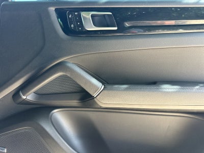 2023 Porsche Cayenne Cayenne Coupe
