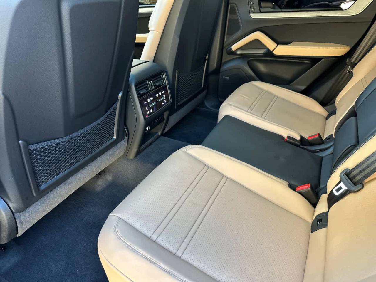 2026 Porsche Cayenne Coupe AWD