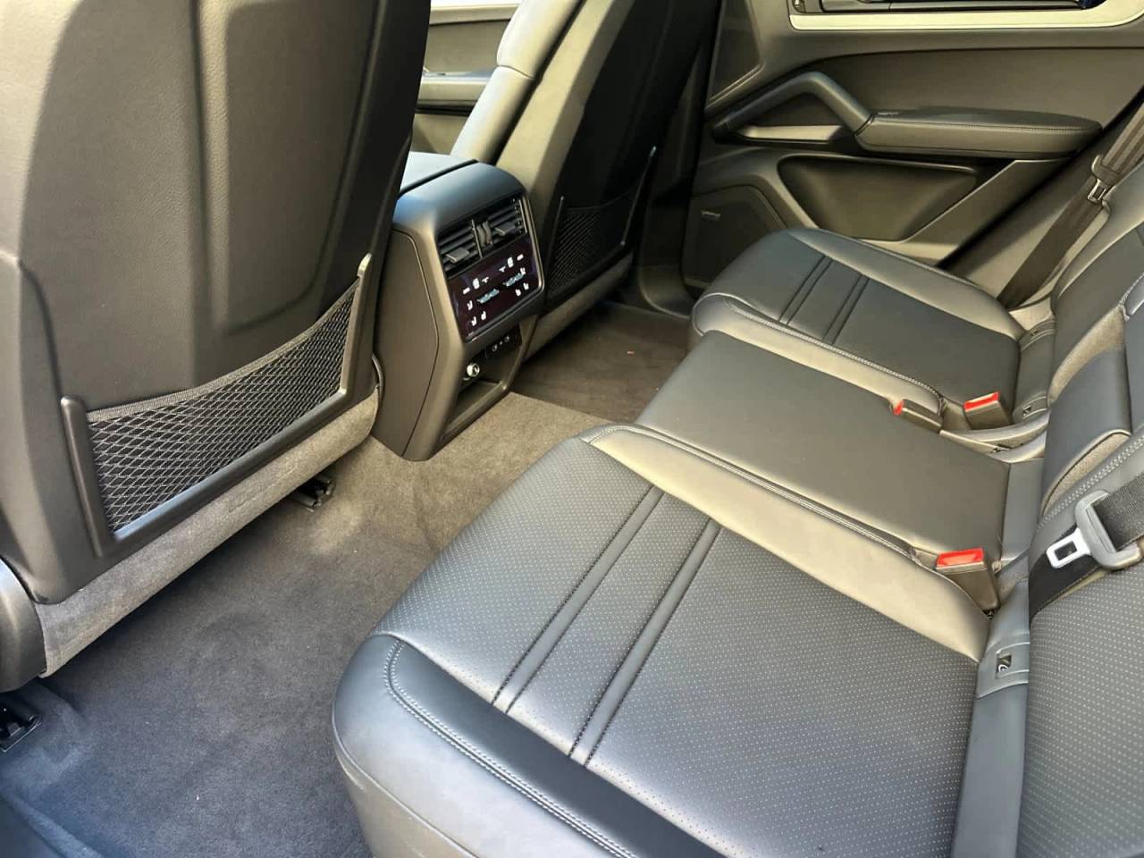 2026 Porsche Cayenne Coupe AWD