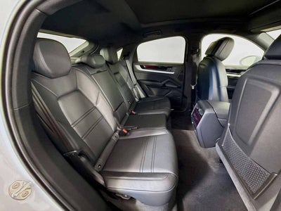 2025 Porsche Cayenne Coupe AWD