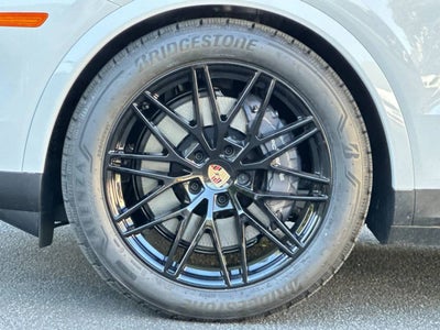 2025 Porsche Cayenne Coupe