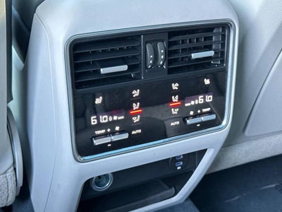 2023 Porsche Cayenne Coupe Platinum Edition