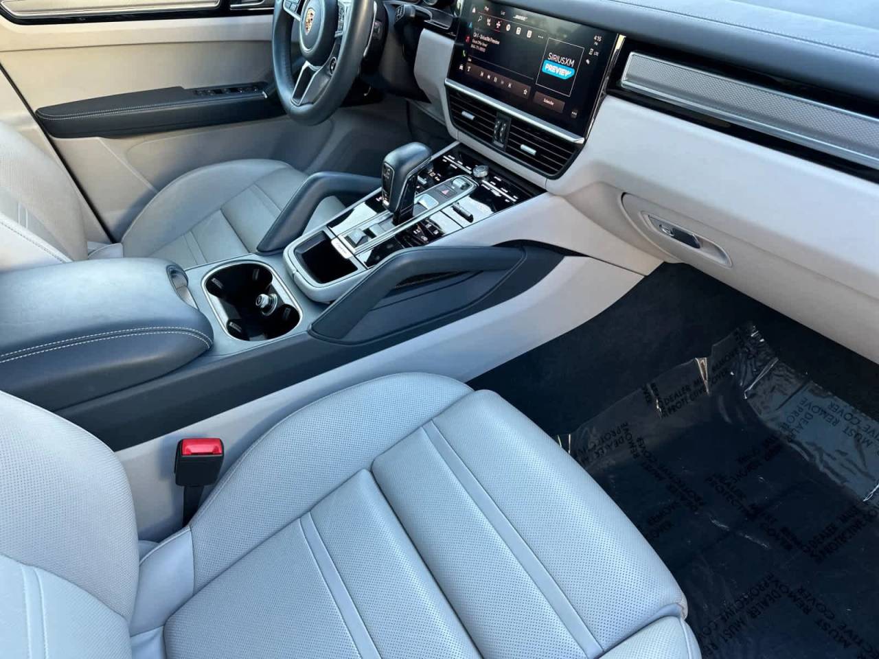 2023 Porsche Cayenne Coupe Platinum Edition