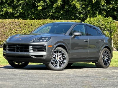 2024 Porsche Cayenne Base