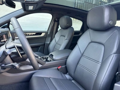 2026 Porsche Cayenne Coupe