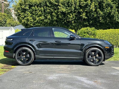 2026 Porsche Cayenne Coupe