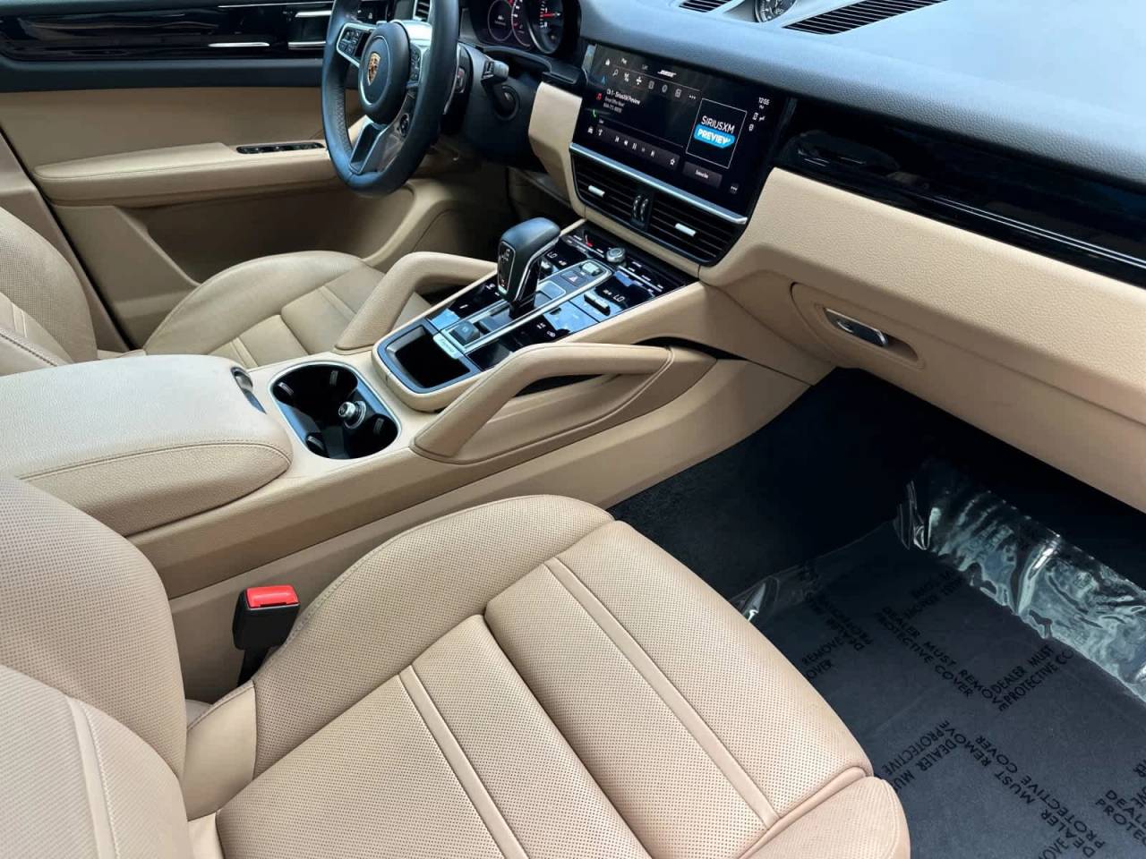 2022 Porsche Cayenne Base