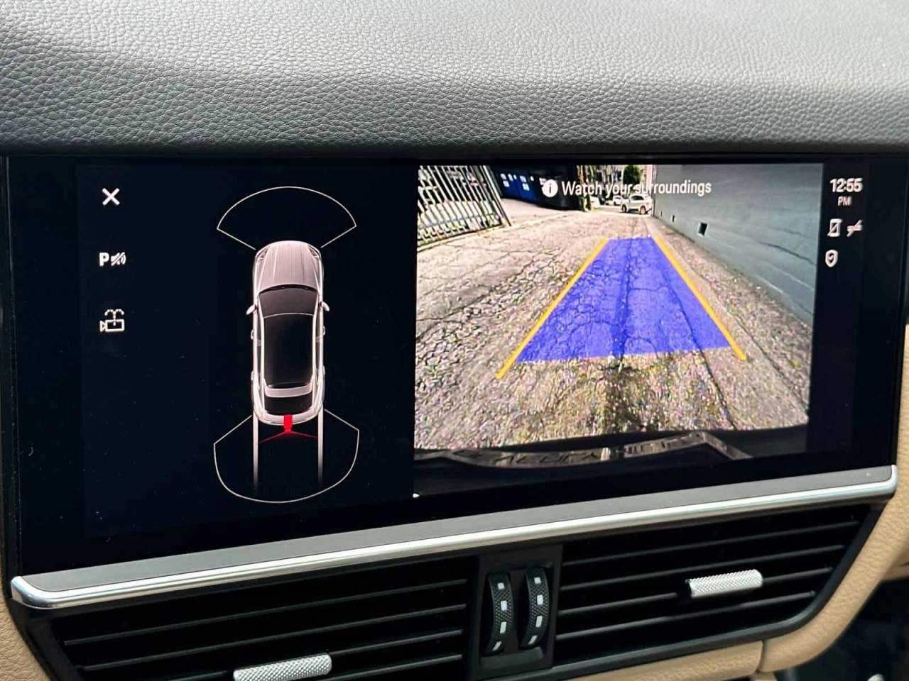 2022 Porsche Cayenne Base