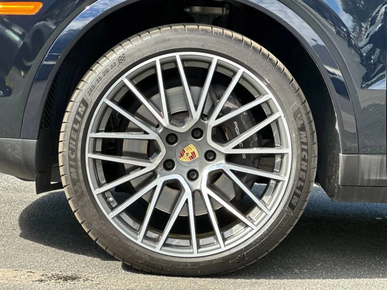 2022 Porsche Cayenne Base