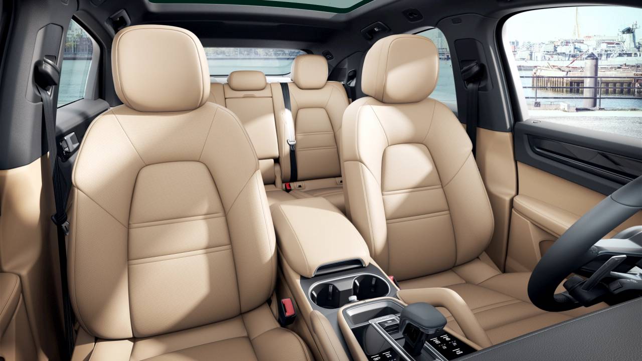 2022 Porsche Cayenne Coupe AWD