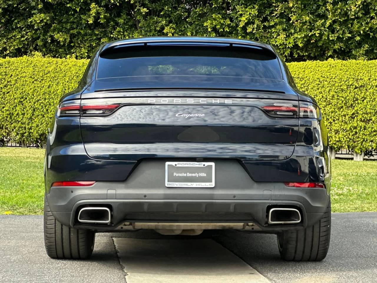 2022 Porsche Cayenne Base