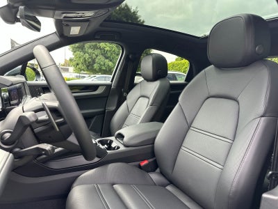 2026 Porsche Cayenne Coupe