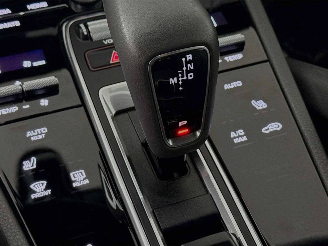 2022 Porsche Cayenne S Coupe