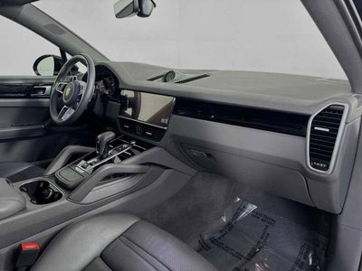 2022 Porsche Cayenne S Coupe