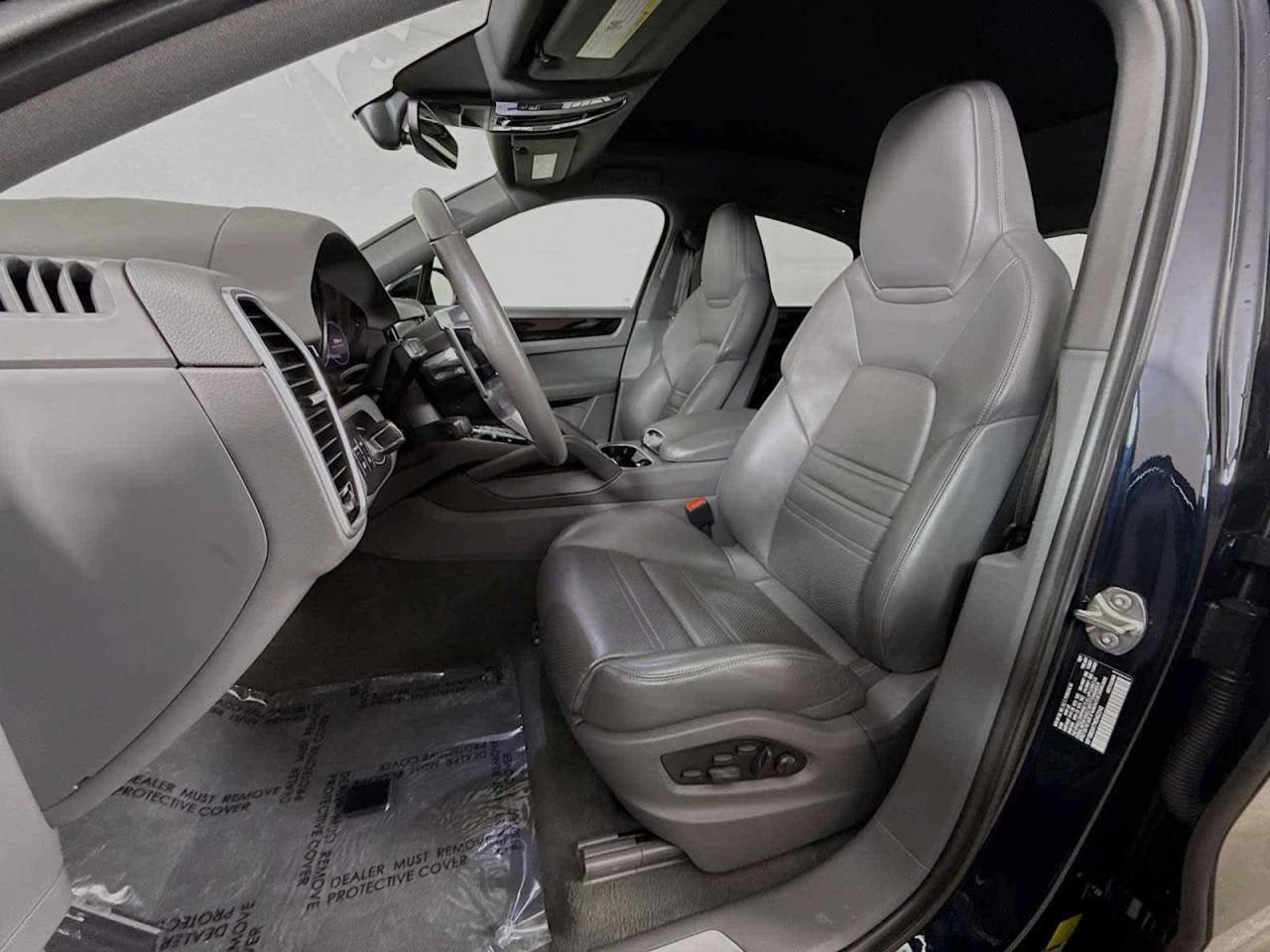 2022 Porsche Cayenne S Coupe