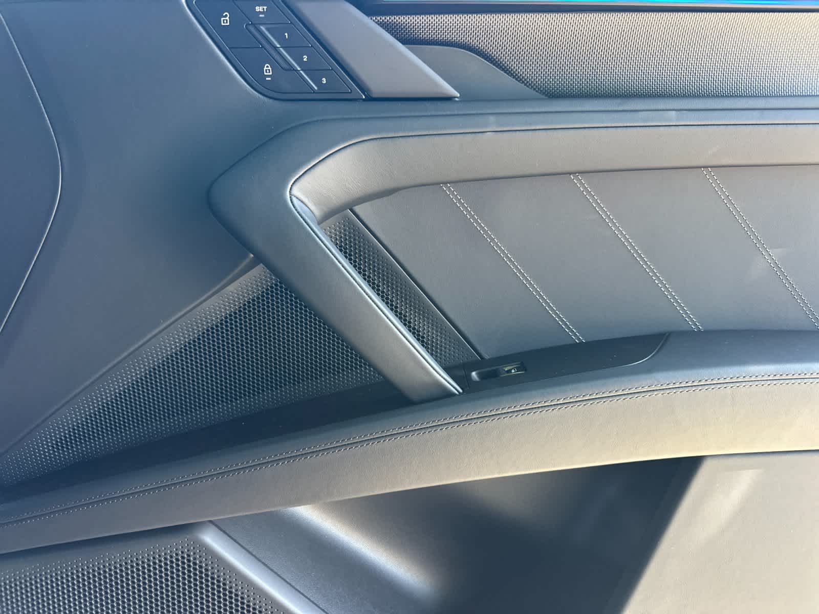 2026 Porsche Cayenne Cayenne Turbo Coupe Electric