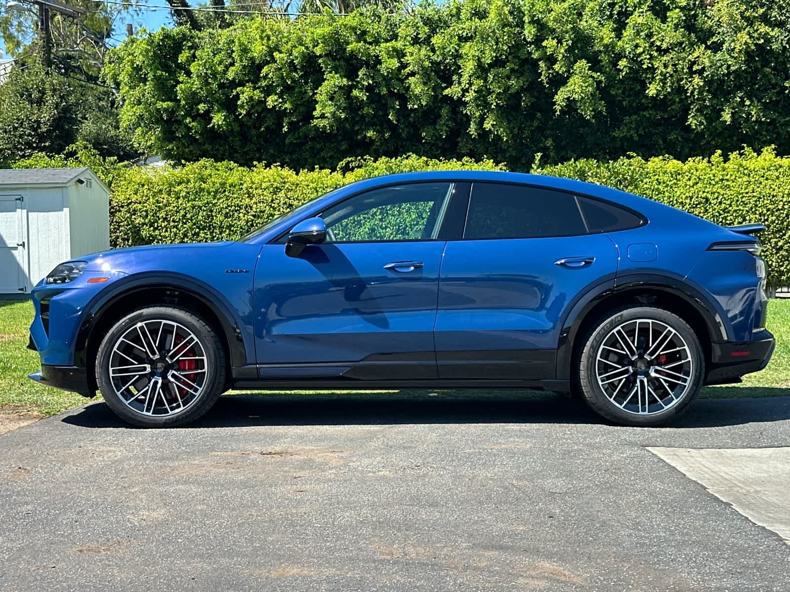 2026 Porsche Cayenne Cayenne Turbo Coupe Electric