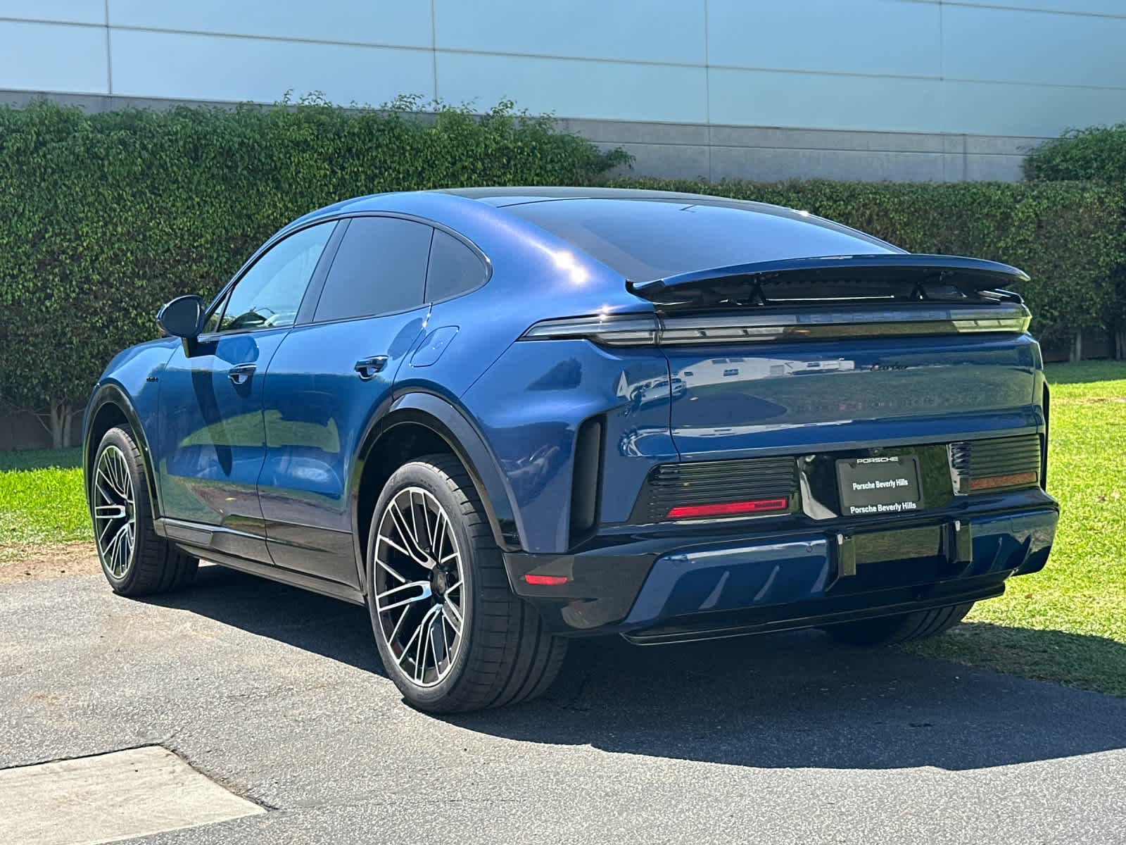 2026 Porsche Cayenne Cayenne Turbo Coupe Electric