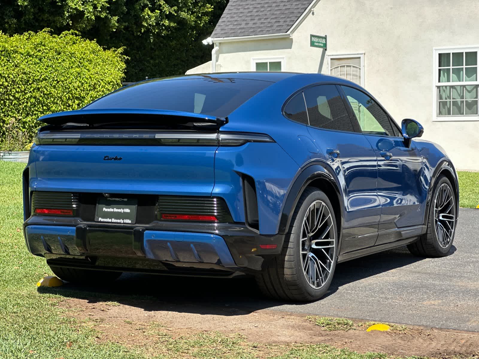 2026 Porsche Cayenne Cayenne Turbo Coupe Electric