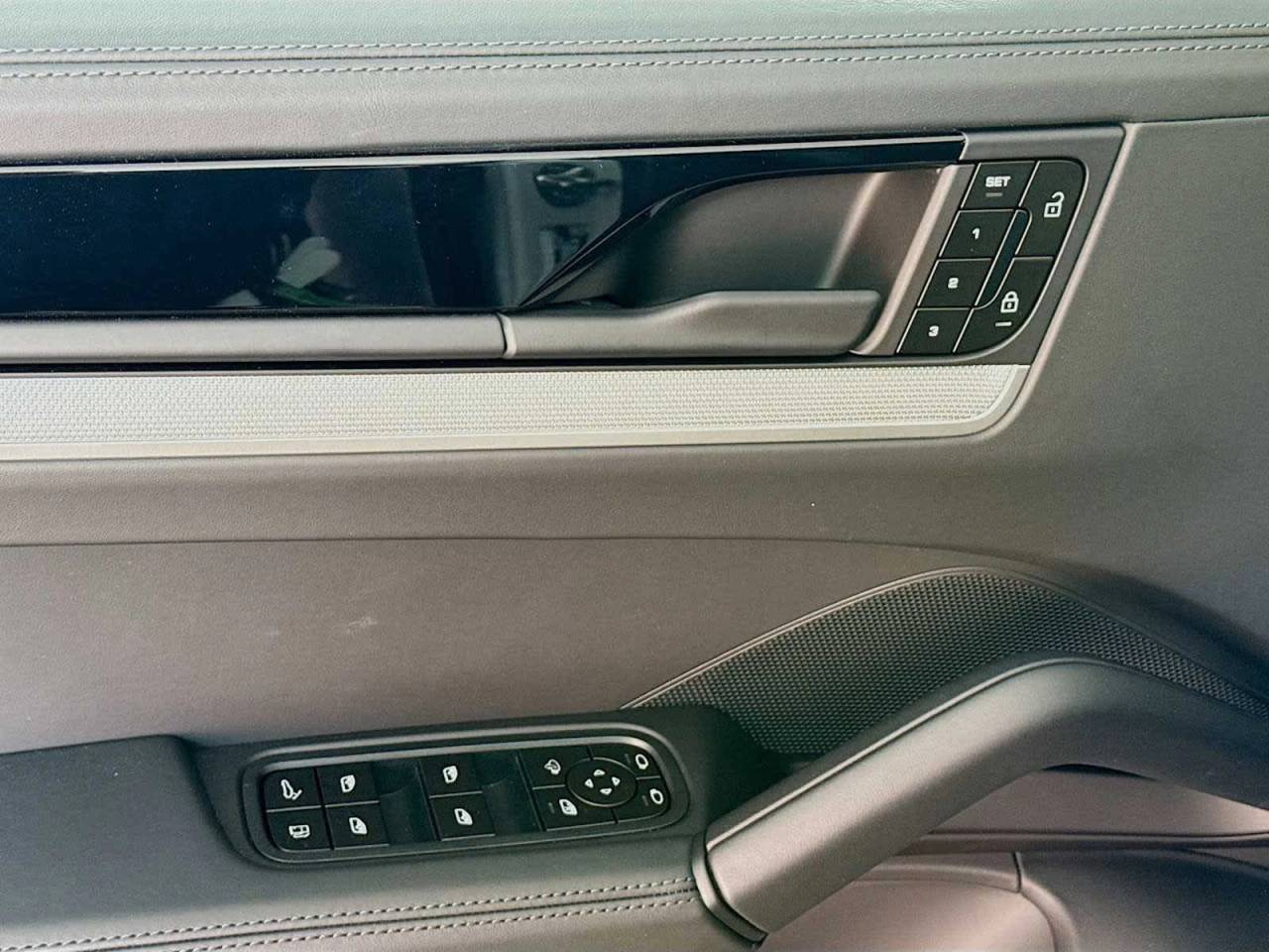 2026 Porsche Cayenne E-Hybrid