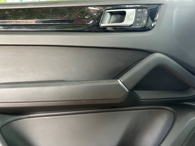2023 Porsche Cayenne Cayenne E-Hybrid Coupe Platinum Edition