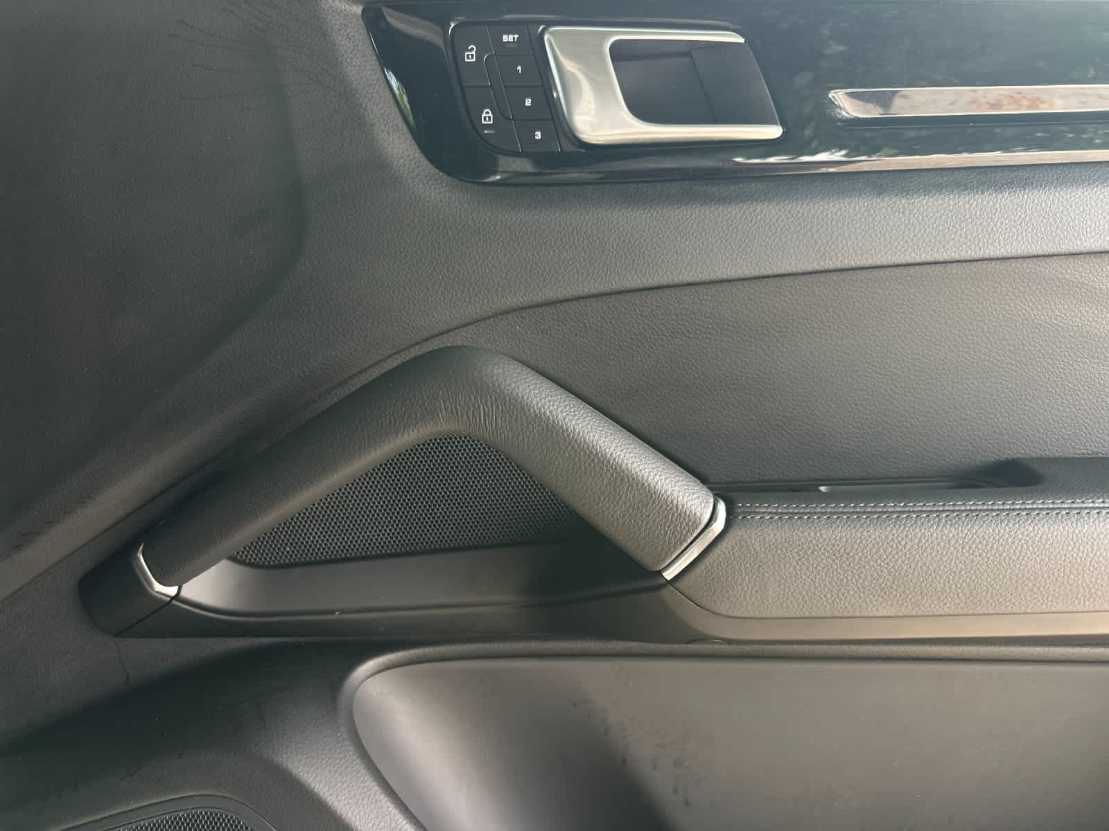 2023 Porsche Cayenne Cayenne E-Hybrid Coupe Platinum Edition