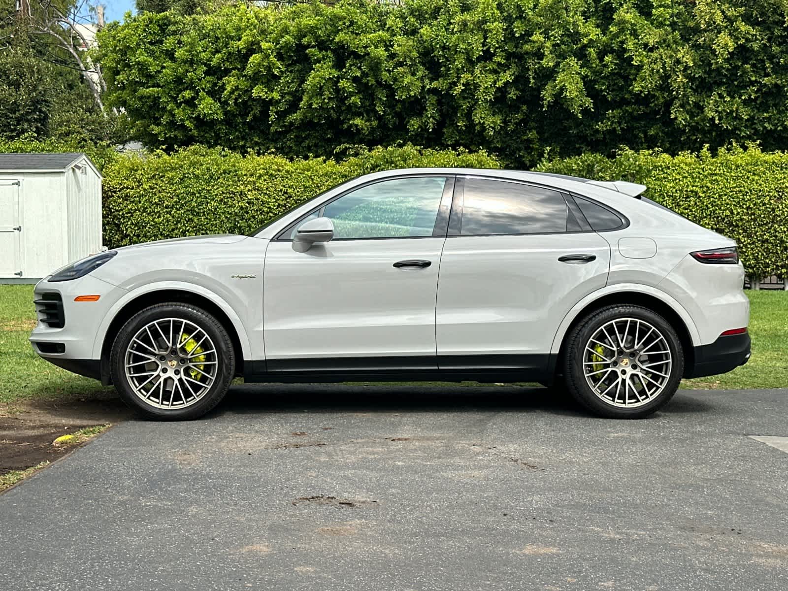2023 Porsche Cayenne Cayenne E-Hybrid Coupe Platinum Edition