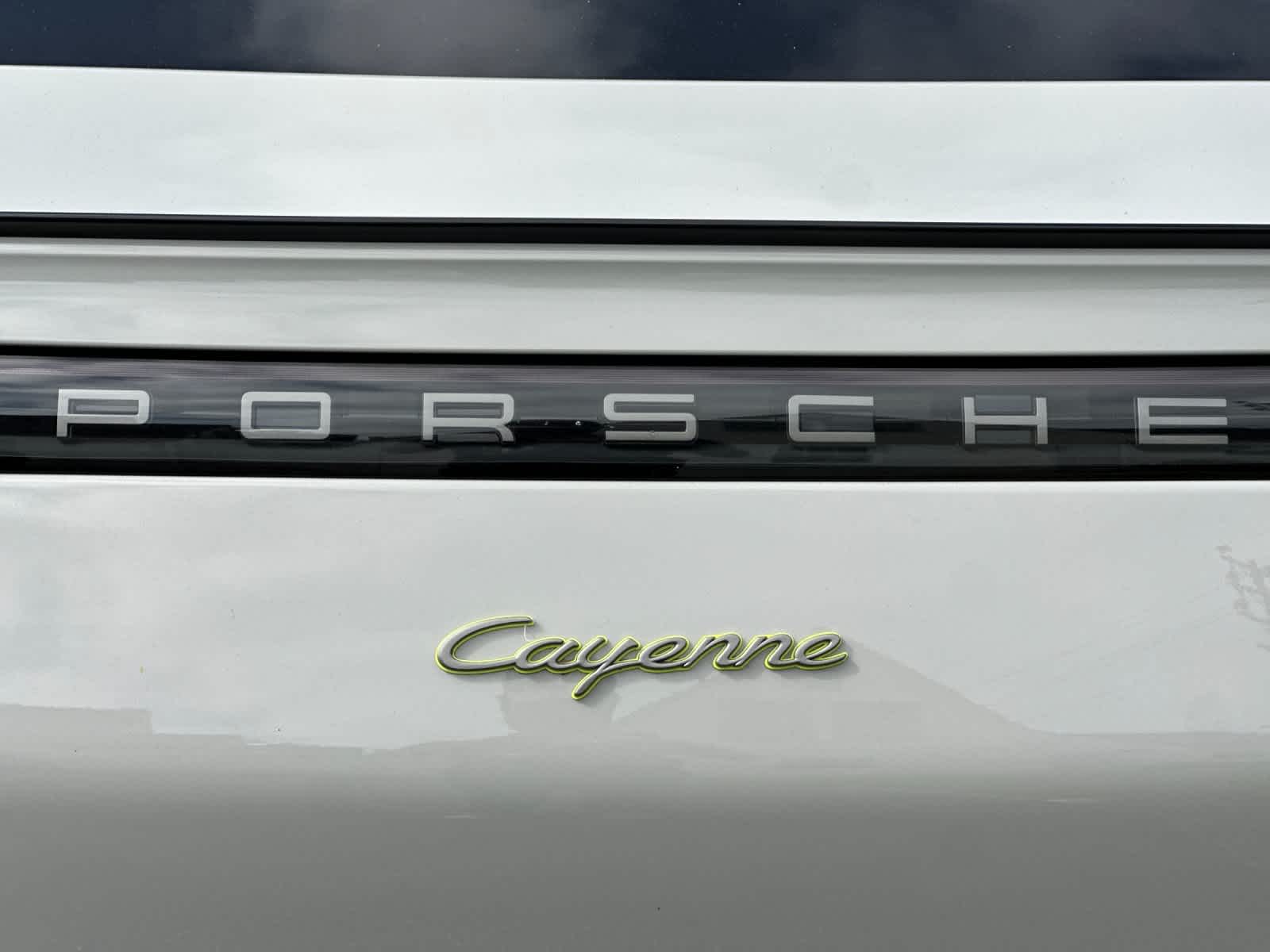 2023 Porsche Cayenne Cayenne E-Hybrid Coupe Platinum Edition