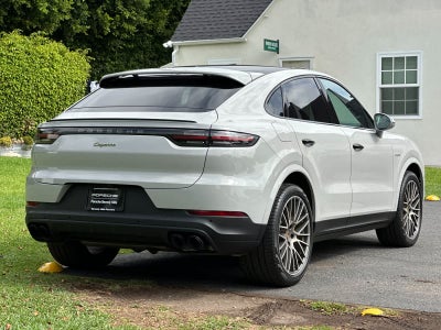 2023 Porsche Cayenne Cayenne E-Hybrid Coupe Platinum Edition