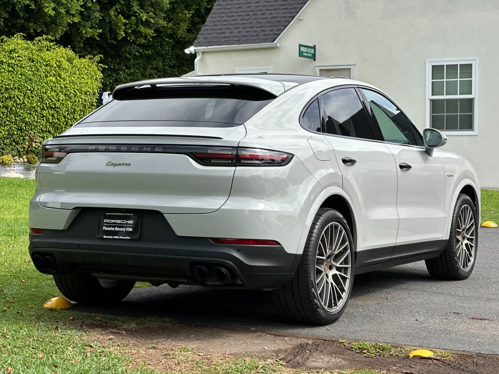 2023 Porsche Cayenne Cayenne E-Hybrid Coupe Platinum Edition