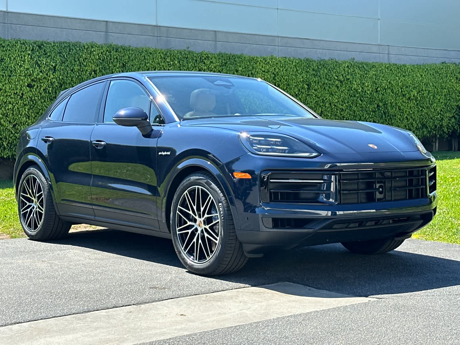 2026 Porsche Cayenne E-Hybrid Coupe