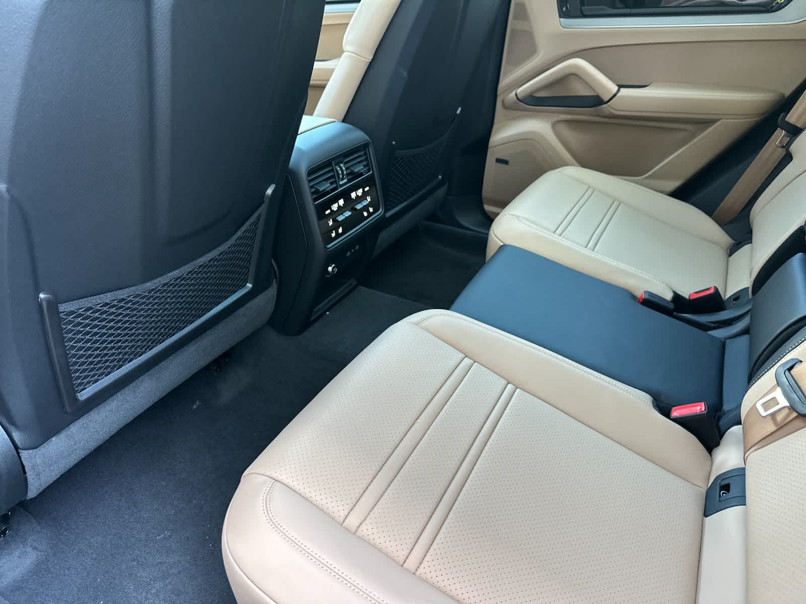 2026 Porsche Cayenne E-Hybrid Coupe