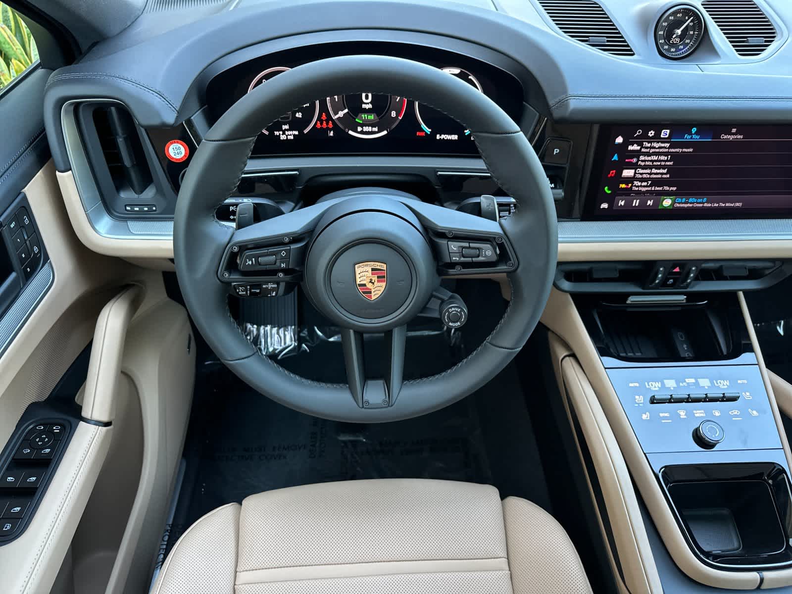 2026 Porsche Cayenne E-Hybrid Coupe